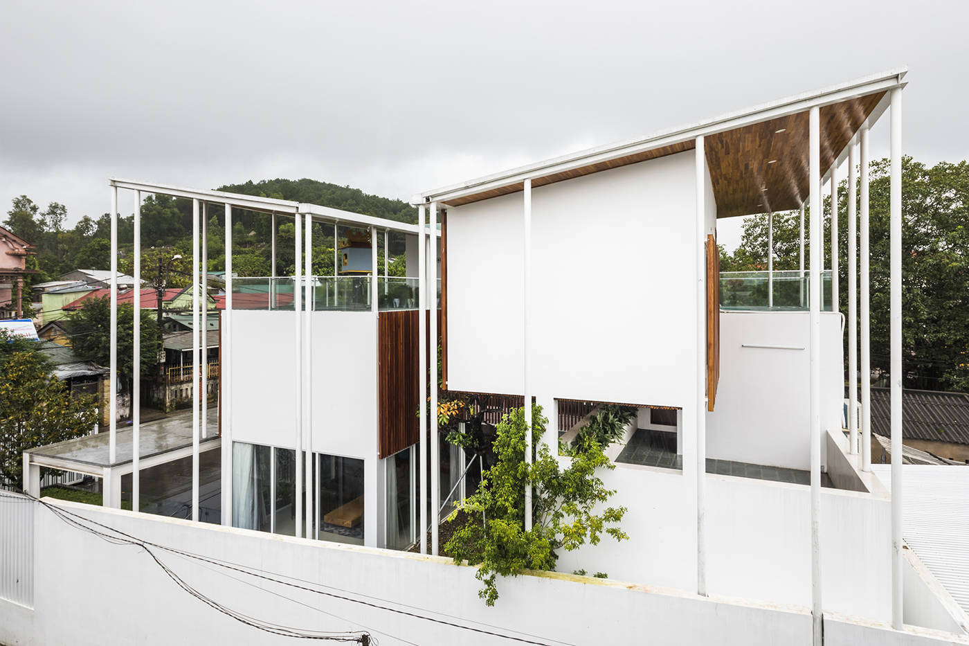 Tầm nhìn không giới hạn, biệt thự Huế khiến chủ chỉ thích ở nhà