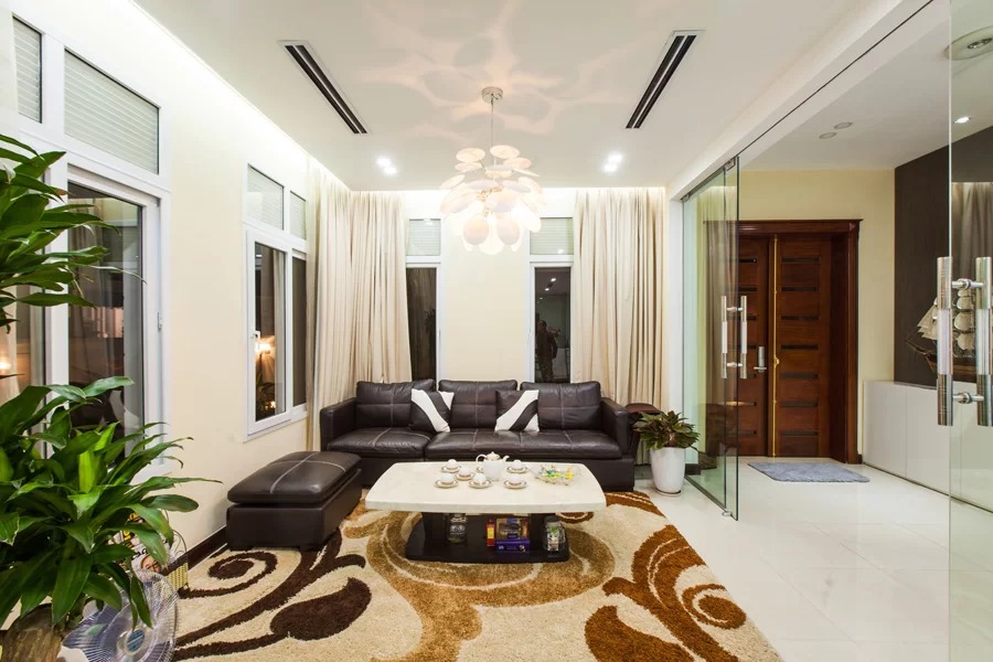 Biệt thự hiện đại trong khuôn viên thoáng đãng