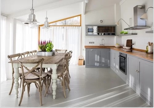 Các mẫu bàn ăn đẹp và tiện dụng