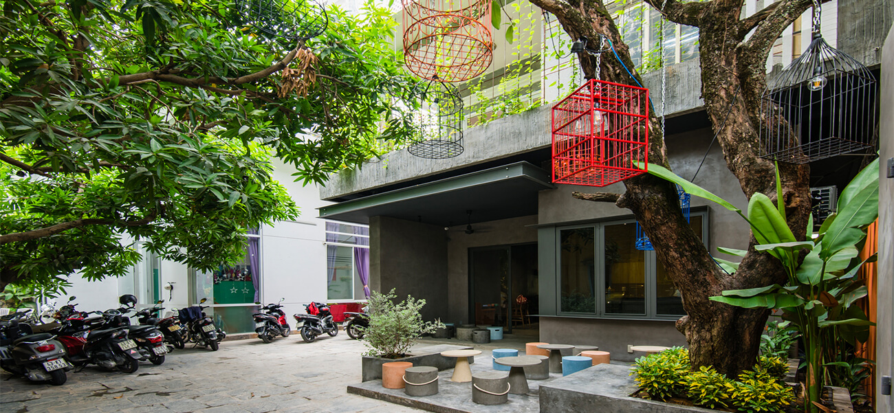 Cách trang trí quán cà phê đẹp như trong mơ, không gian xanh mát