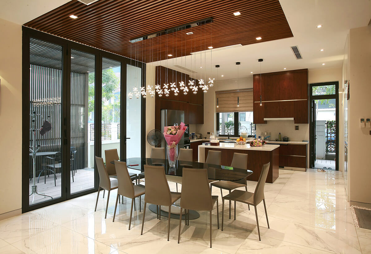 Cải tạo biệt thự 3 tầng 240m2 thành không gian hiện đại, tiện nghi và phóng khoáng ở Hà Nội