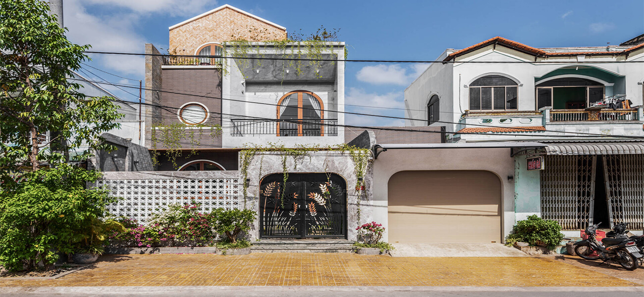 Mẫu nhà phố đẹp 598m2 được cải tạo một cách hoàn hảo nhờ hợp nhất từ 3 căn nhà cũ