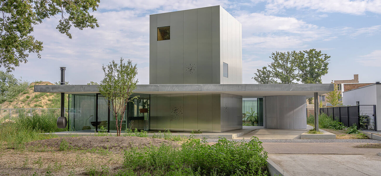 Mẫu nhà vườn trong suốt với cuộc sống ngoài trời nhiều như ở trong nhà