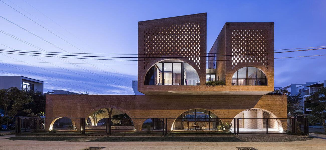 Nhà đất nung vào bên trong như tham quan thành cổ và đơn giá thi công phần thô biệt thự