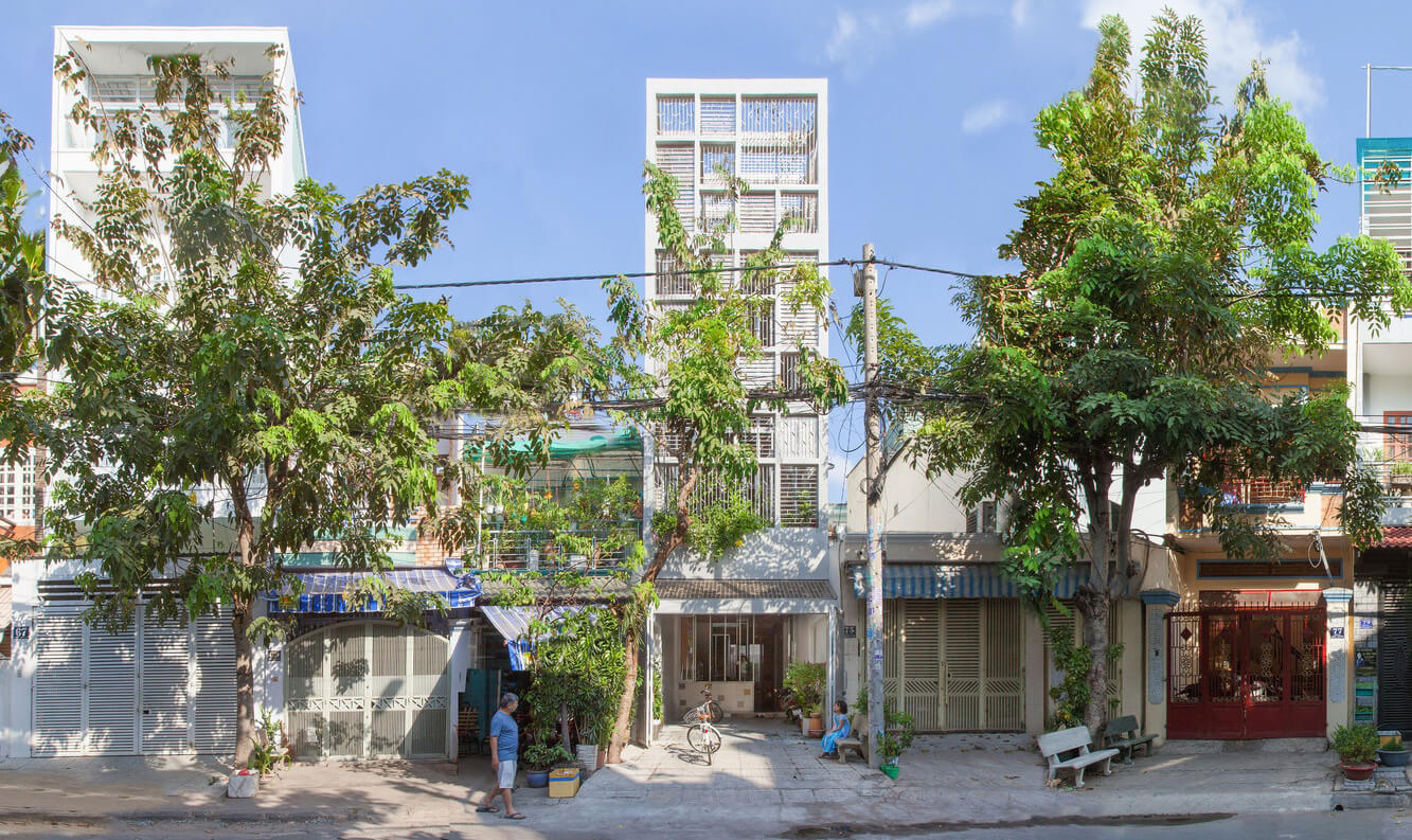 Nhà phố đẹp hẹp và dài vẫn đầy đủ chức năng, thoáng rộng và hiện đại ở TP. Hồ Chí Minh