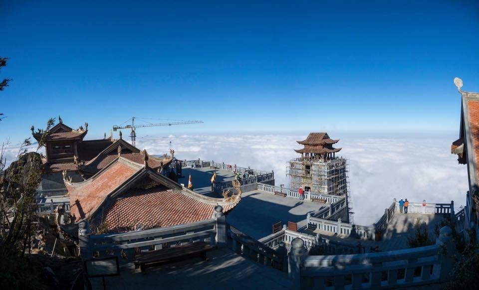 Thiết kế chùa Việt trên đỉnh Đông Dương và tôn tượng Phật giáo