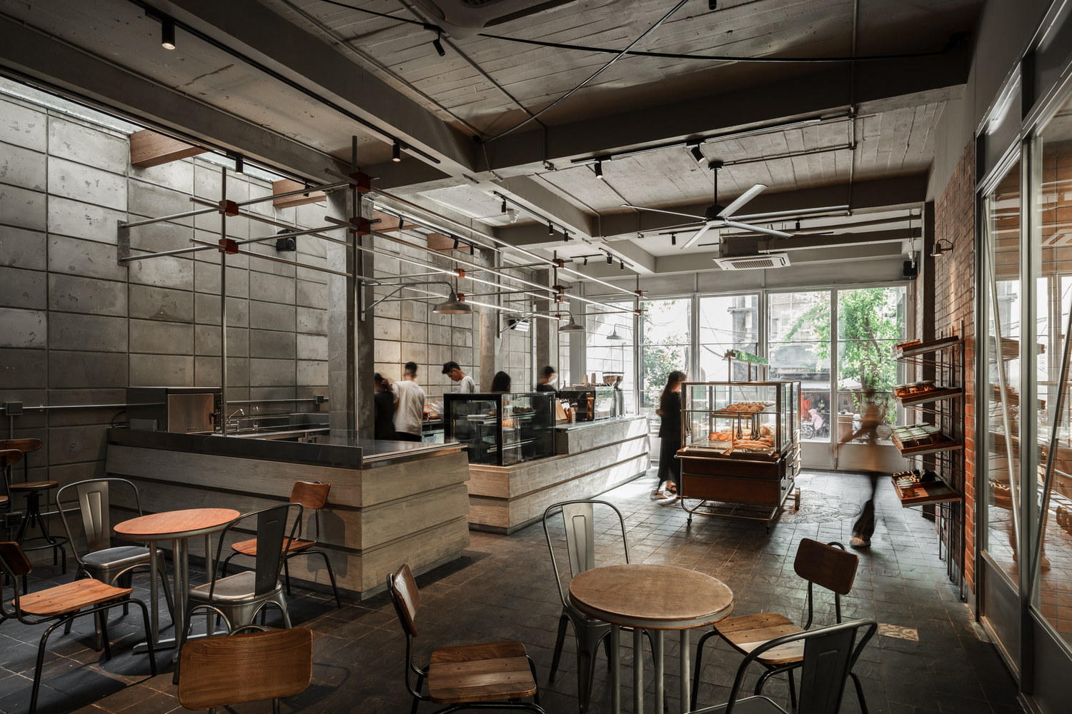 thiet-ke-quan-cafe-phong-cach-Industrial(